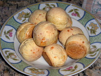 Brazil: Pão de Queijo